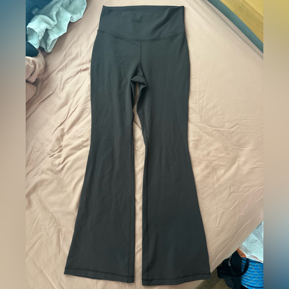 Aritzia Leggings